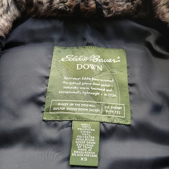 Eddie BauerWomen's Size X Small Navy Goose  Puffer Vest - Picture 9 of 9